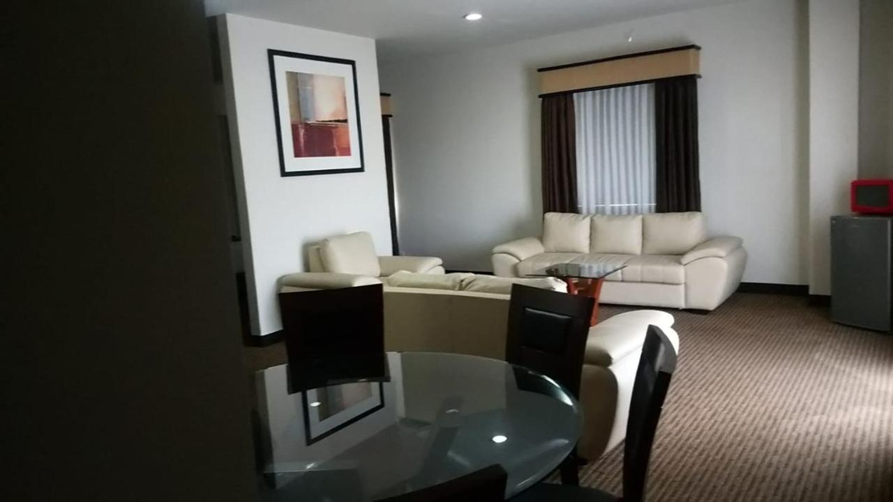 Best Western Plus La Mina Parral ภายนอก รูปภาพ